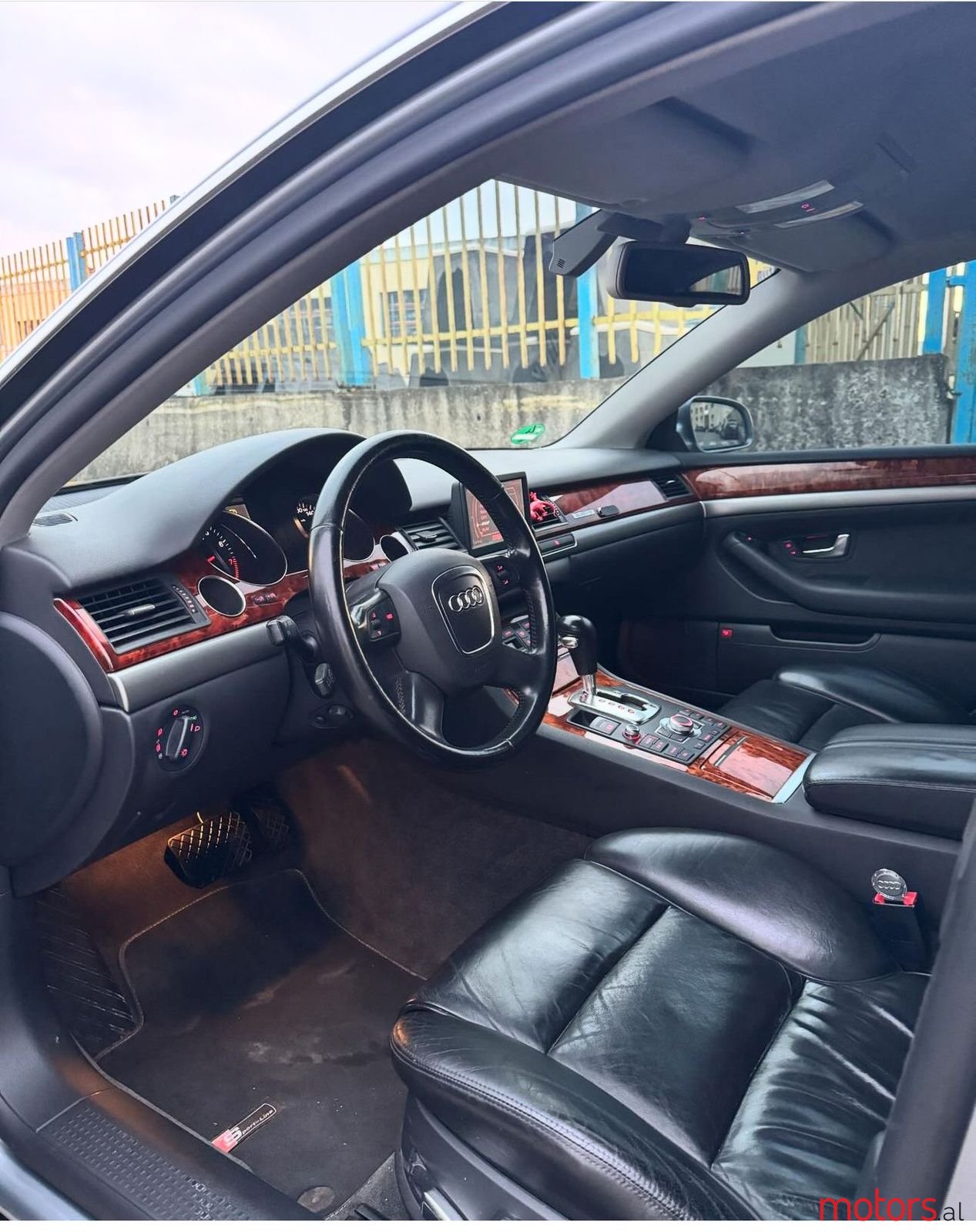 2006' Audi A8 photo #6