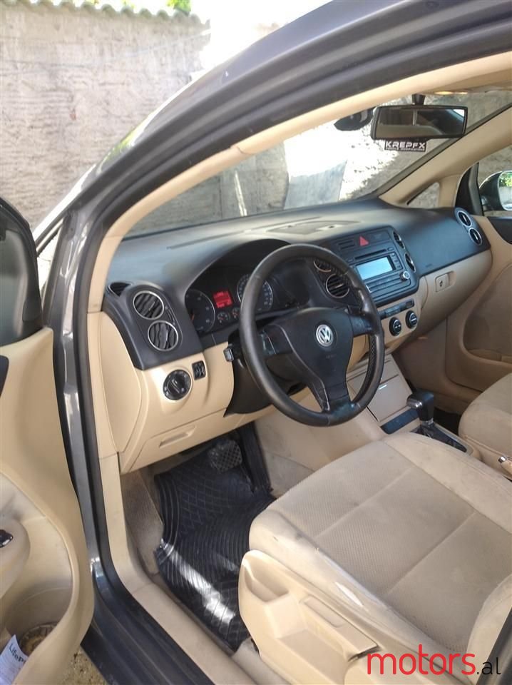 2005' Volkswagen Golf Plus photo #6