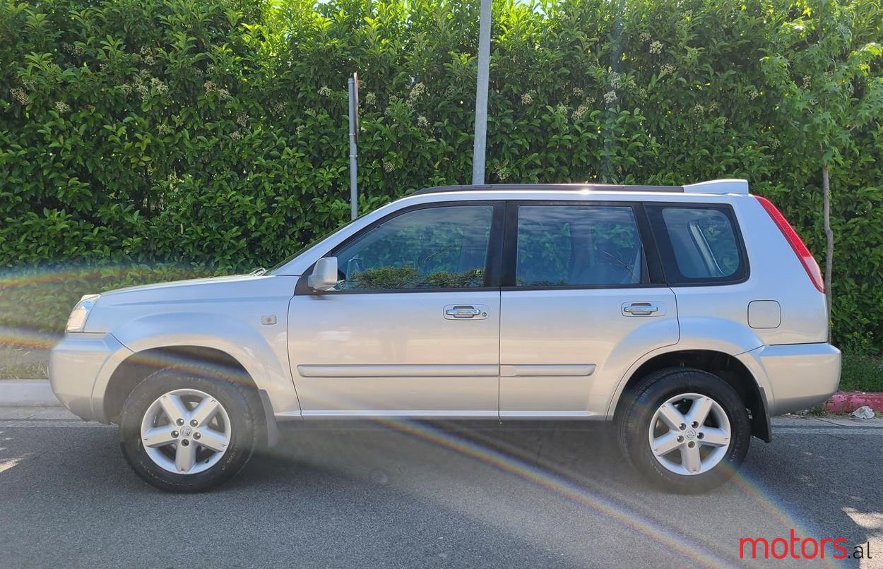 2005' Nissan X-Trail photo #1