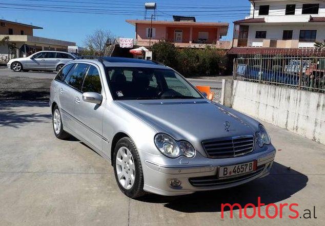 2005' Mercedes-Benz C-Class photo #1