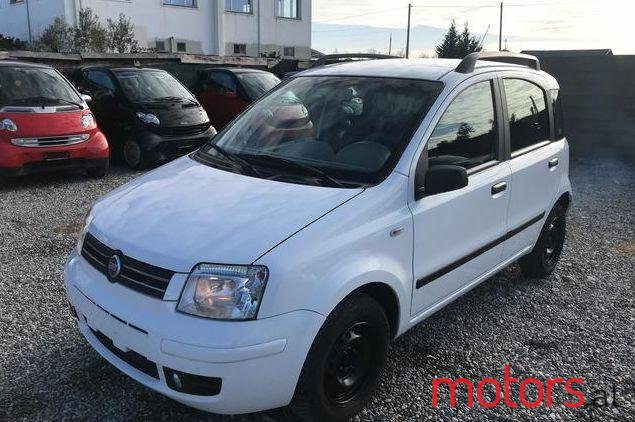 2005' Fiat Panda photo #3