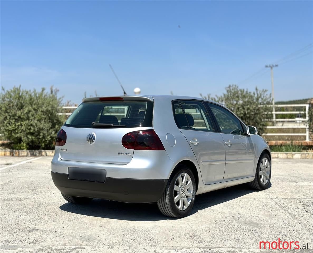 2007' Volkswagen Golf photo #6