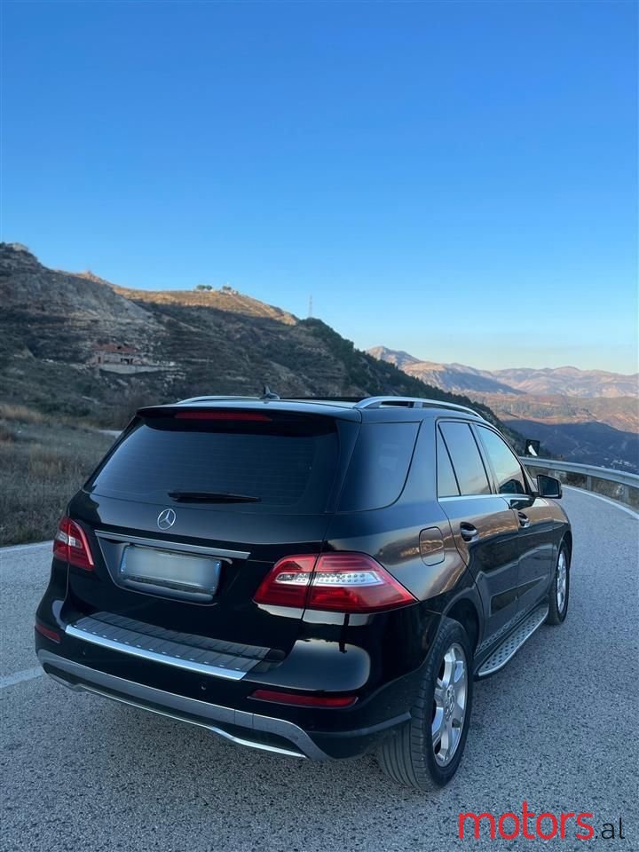 2013' Mercedes-Benz ML 250 photo #5