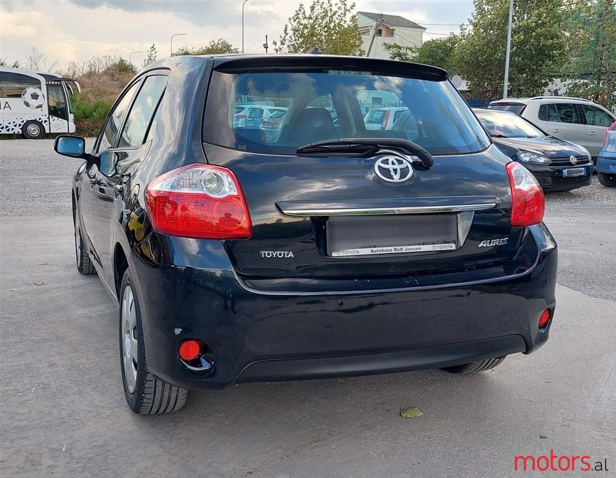 2010' Toyota Auris photo #6