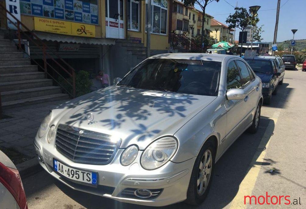2006' Mercedes-Benz E 280 photo #1