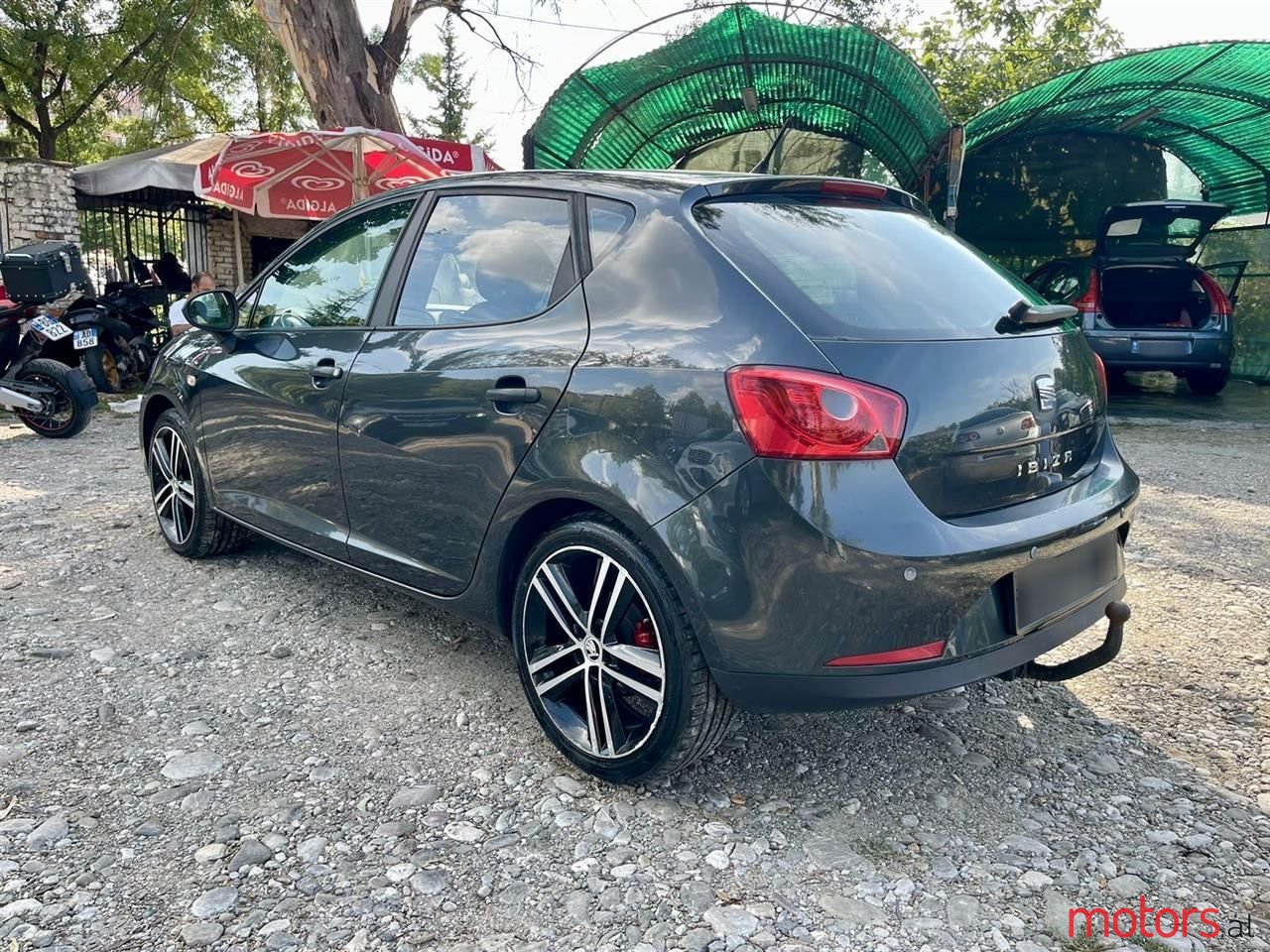 2010' SEAT Ibiza photo #4