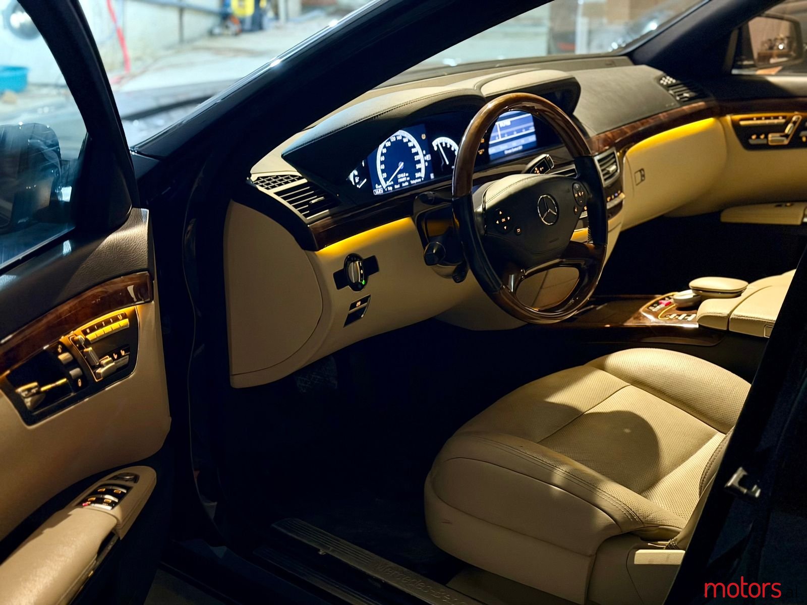 2010' Mercedes-Benz S 450 photo #5