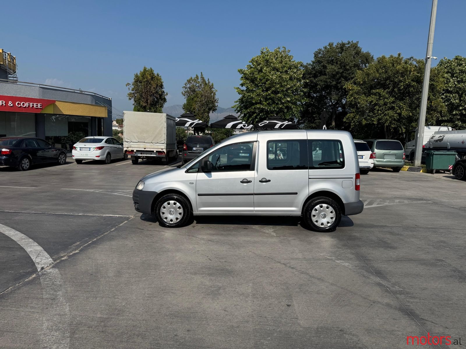 2007' Volkswagen Caddy photo #1