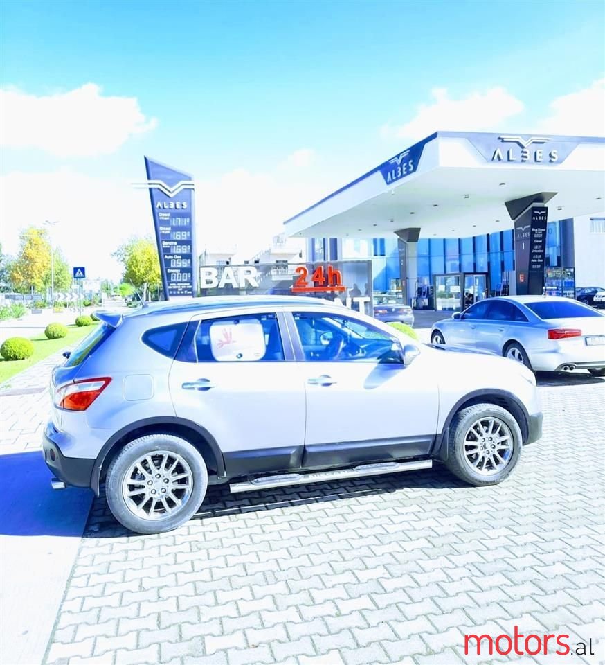 2011' Nissan Qashqai photo #6