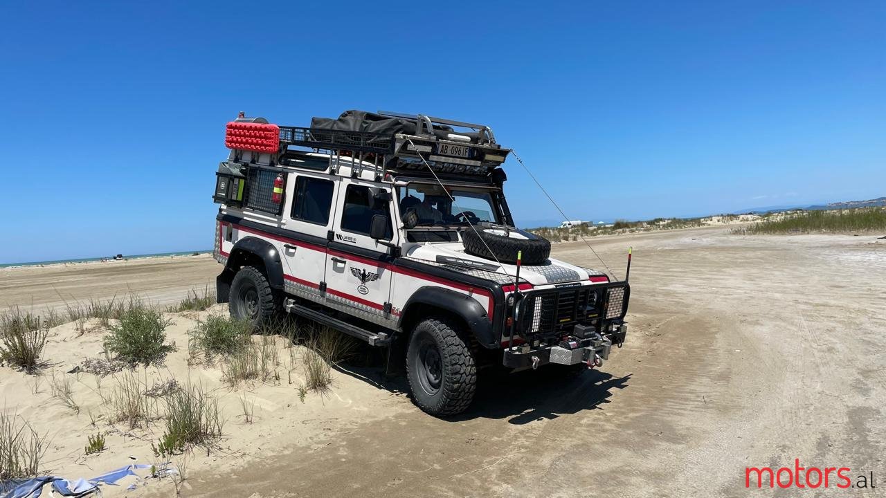 1999' Land Rover Defender 110 photo #1