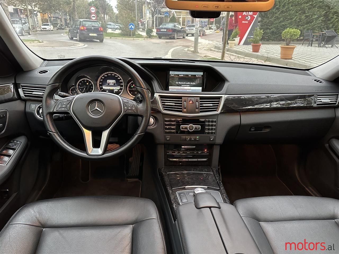 2013' Mercedes-Benz E 220 photo #4