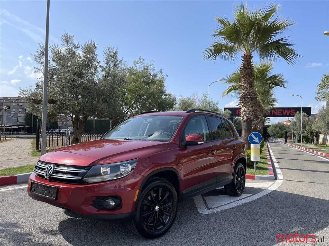 2014' Volkswagen Tiguan photo #1