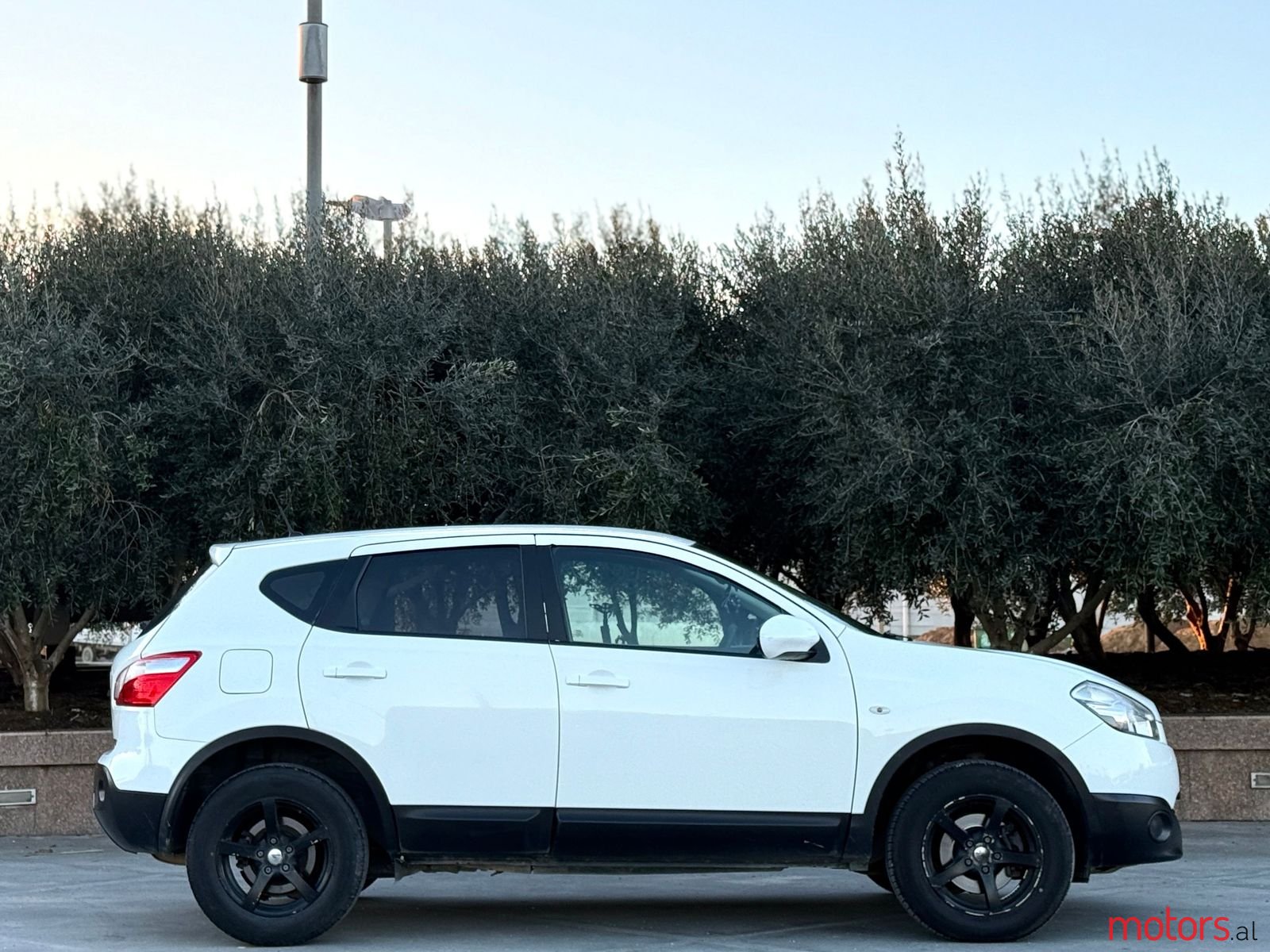 2011' Nissan Qashqai photo #6