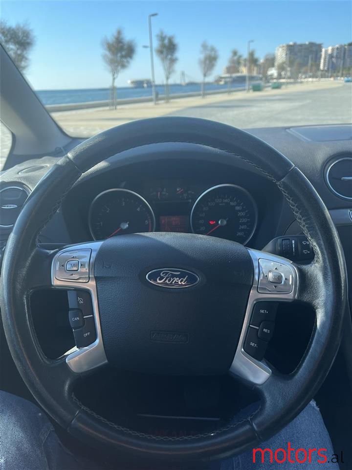 2008' Ford S-Max photo #6