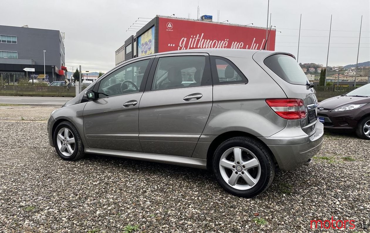 2006' Mercedes-Benz B 200 photo #1