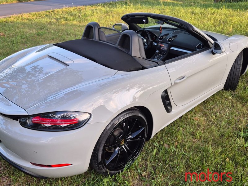 2019' Porsche Boxster photo #1