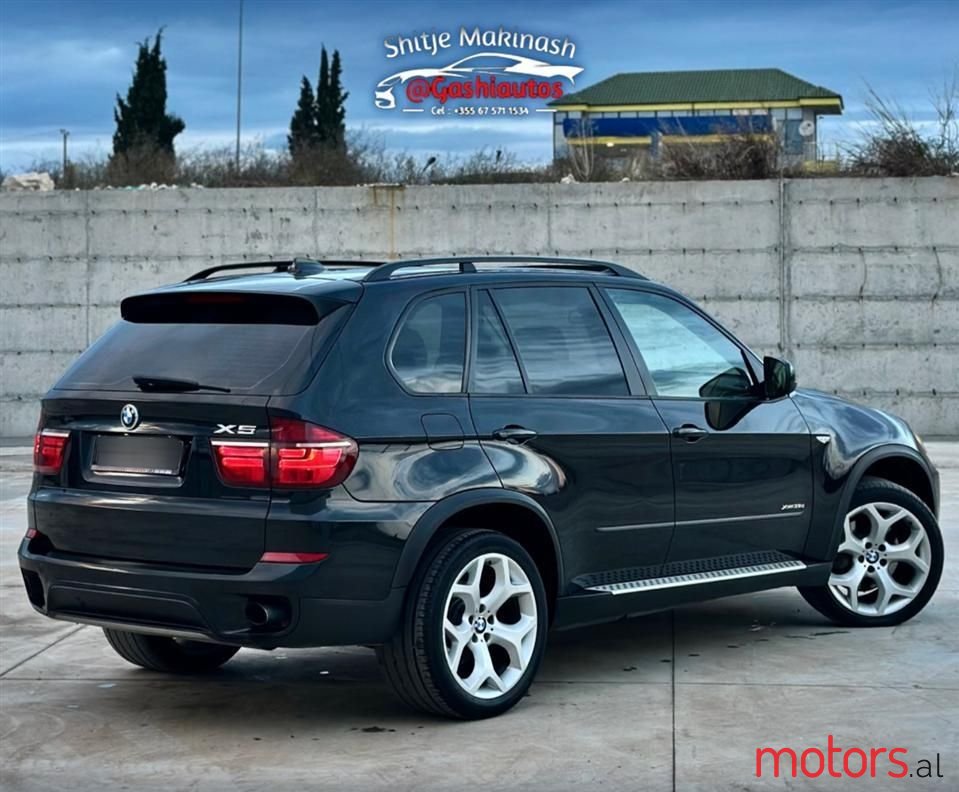2011' BMW X5 photo #5