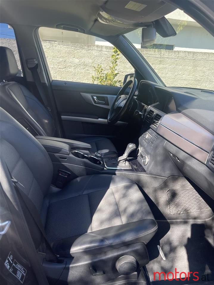 2010' Mercedes-Benz GLK 220 photo #4