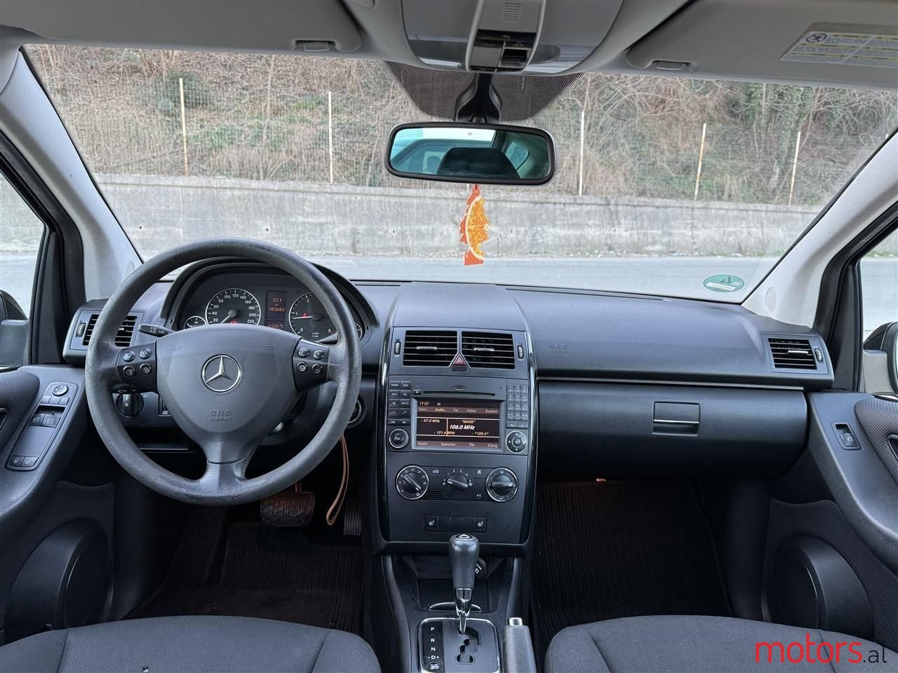 2008' Mercedes-Benz A 160 photo #3