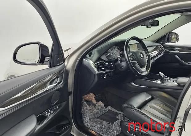 2015' BMW X6 photo #2