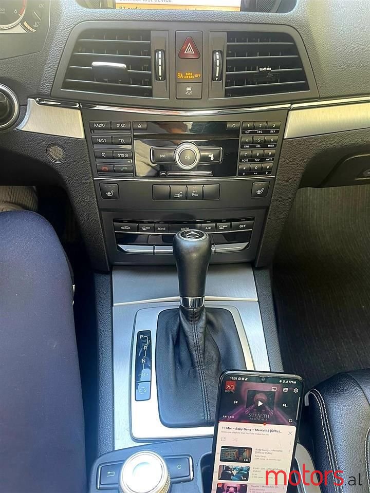 2010' Mercedes-Benz E 350 photo #5