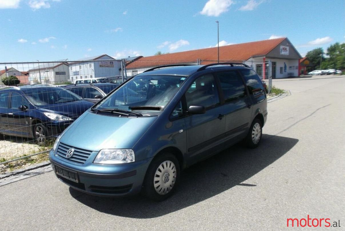 2005' Volkswagen Sharan photo #1