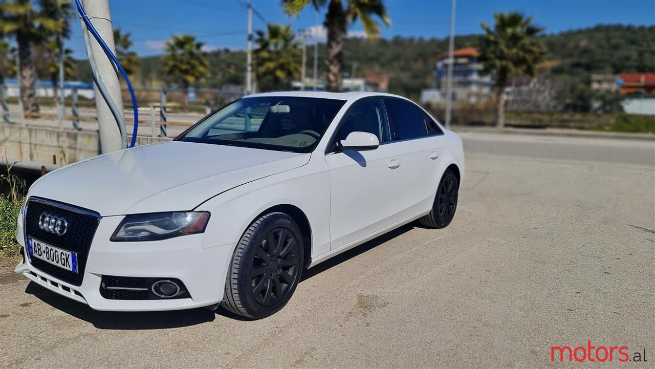 2010' Audi A4 photo #1