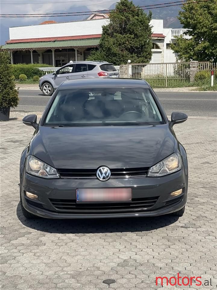 2014' Volkswagen Golf photo #3