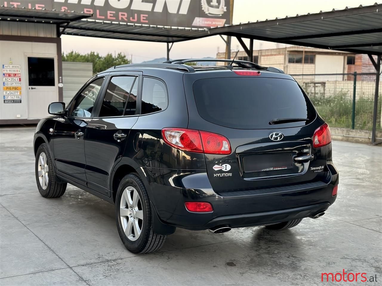 2008' Hyundai Santa Fe photo #2