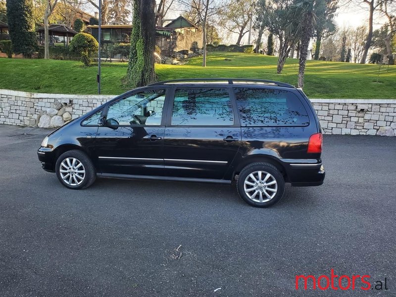 2007' Volkswagen Sharan photo #3