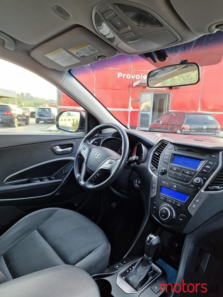 2015' Hyundai Santa Fe photo #5