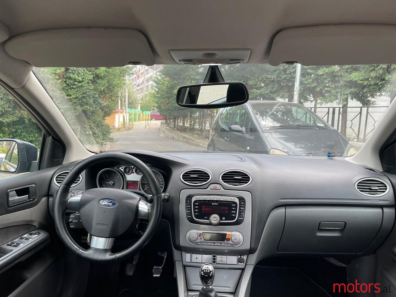 2009' Ford Focus photo #6