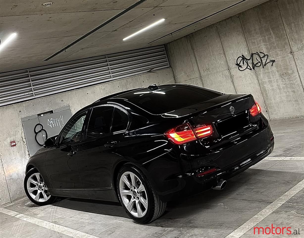 2016' BMW 320 photo #6