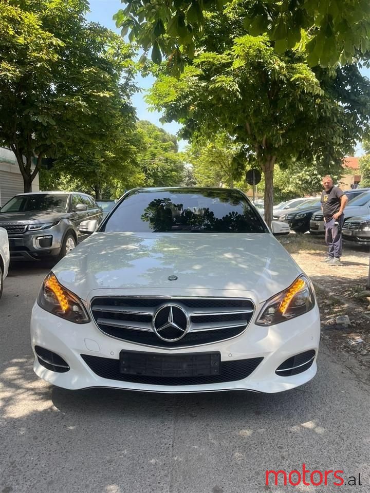 2014' Mercedes-Benz E 250 photo #1