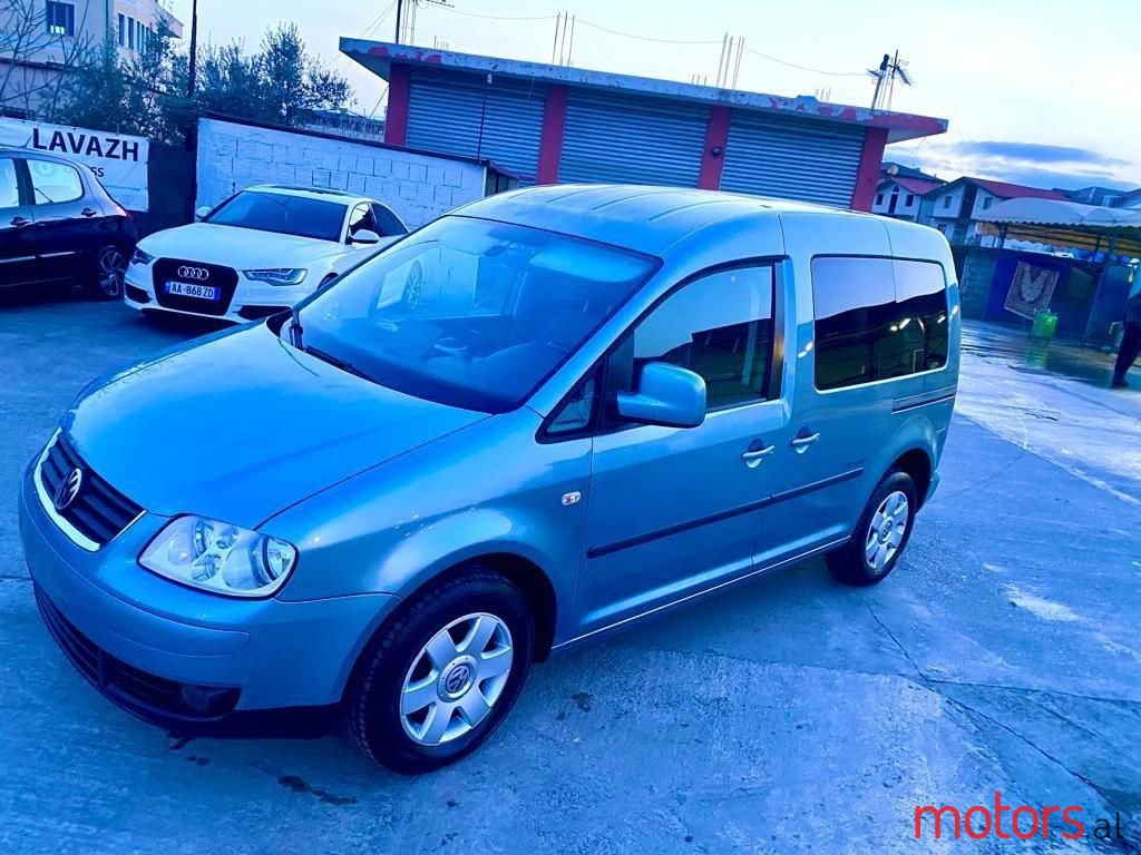 2010' Volkswagen Caddy photo #4