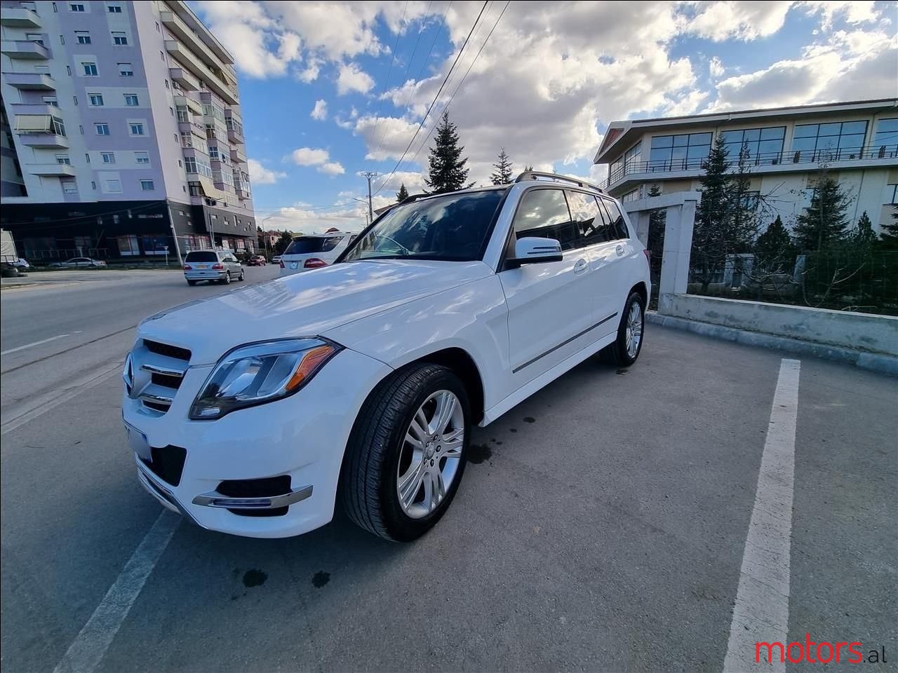 2014' Mercedes-Benz GLK 250 photo #1