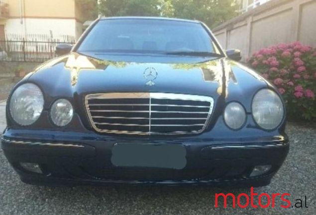 2000' Mercedes-Benz E-Class photo #1
