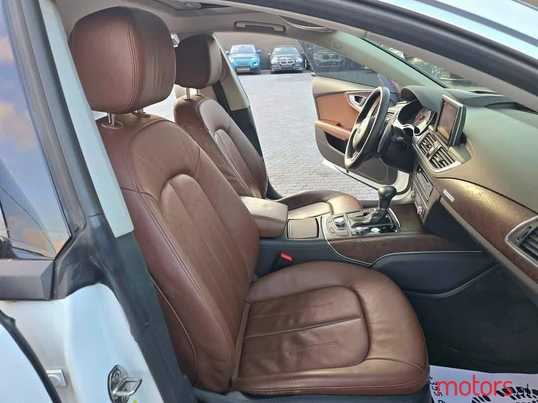 2013' Audi A7 photo #2