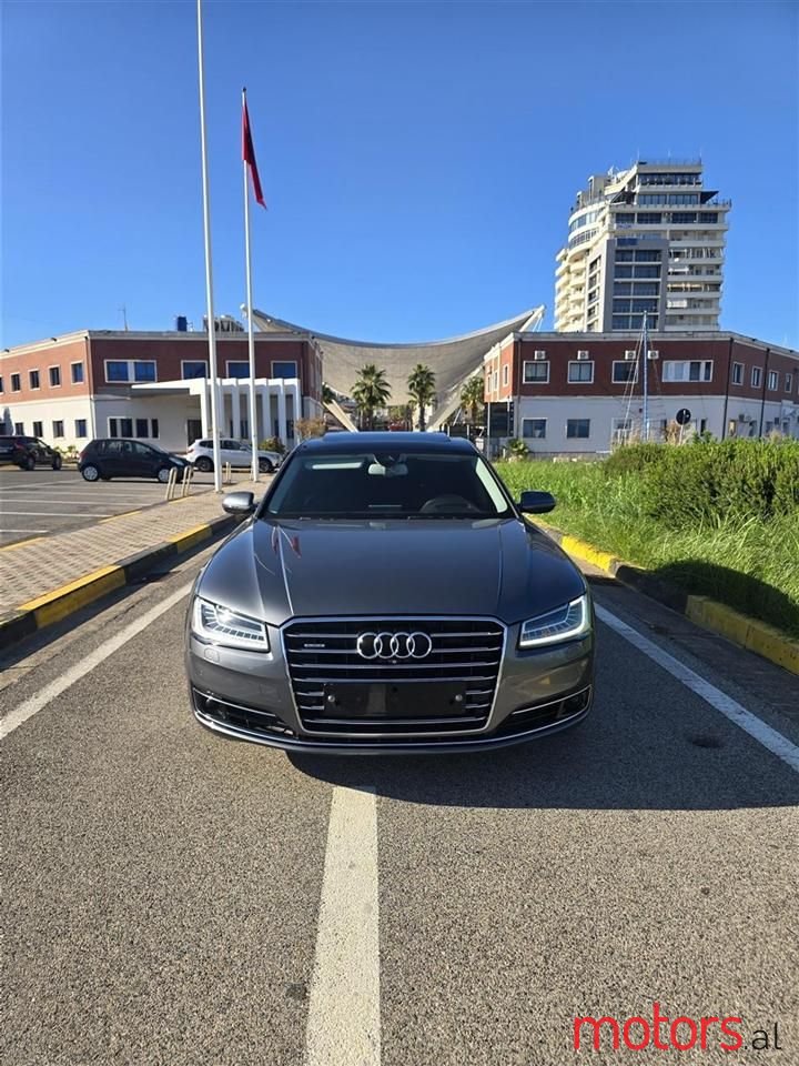 2015' Audi A8 photo #2
