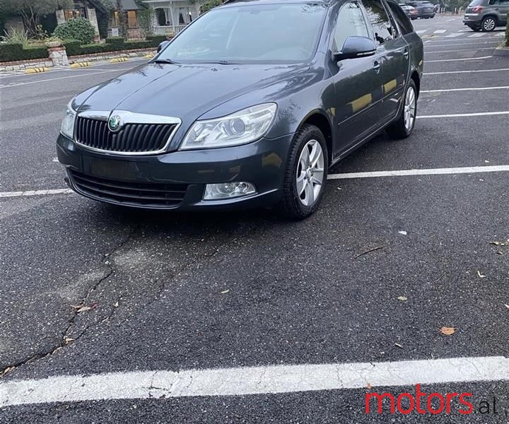 2012' Skoda Octavia photo #1