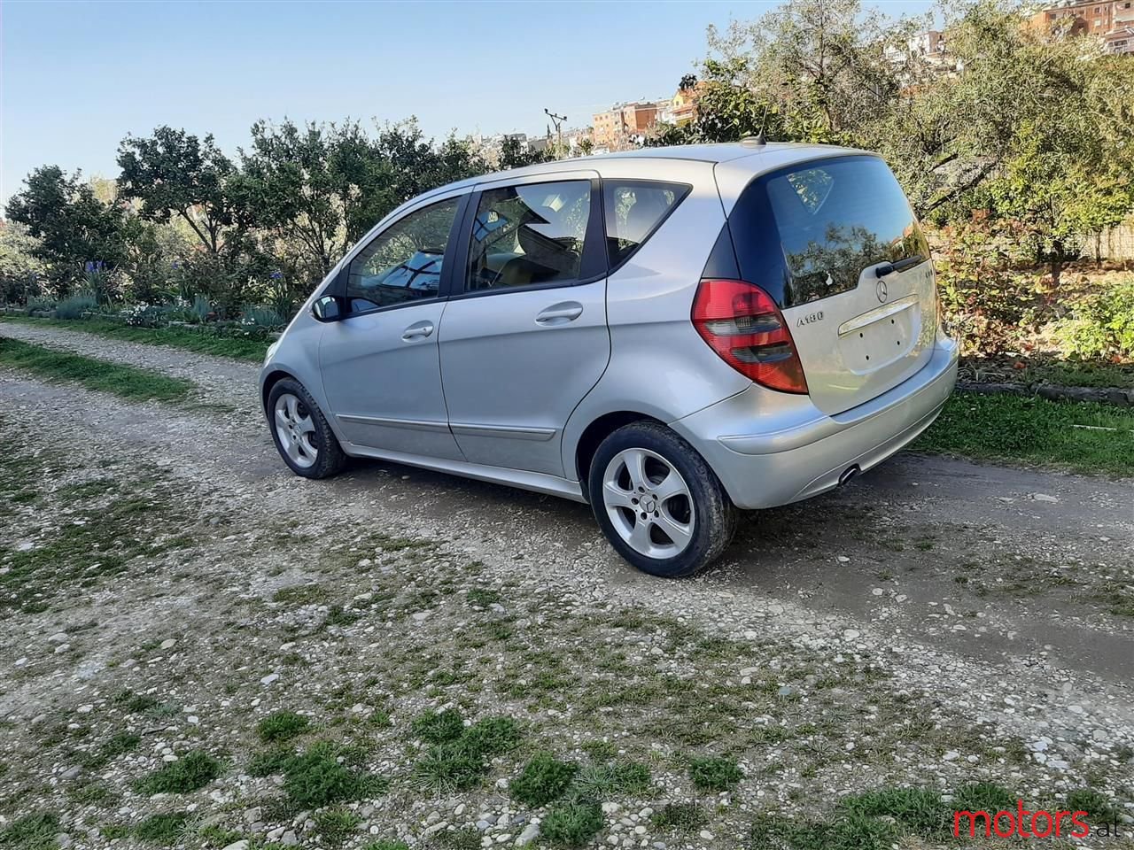2005' Mercedes-Benz A 180 photo #2