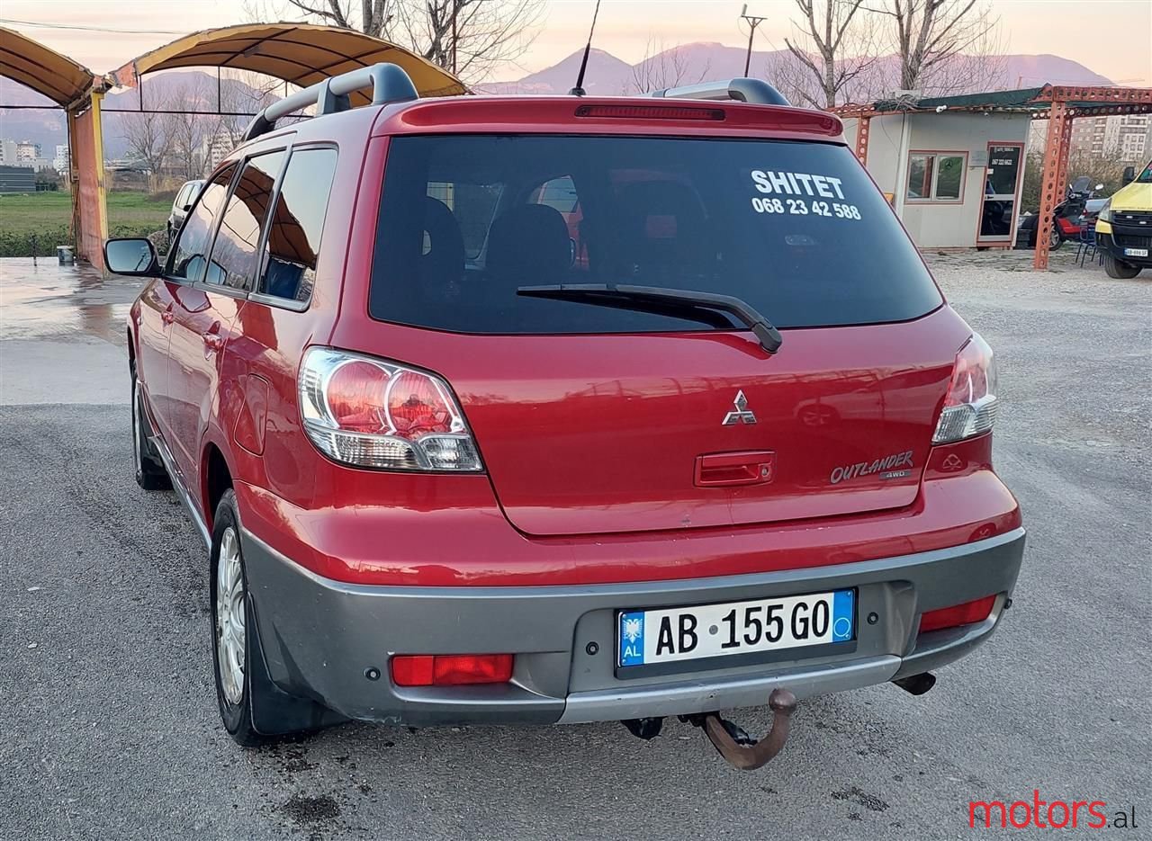 2004' Mitsubishi Outlander photo #4