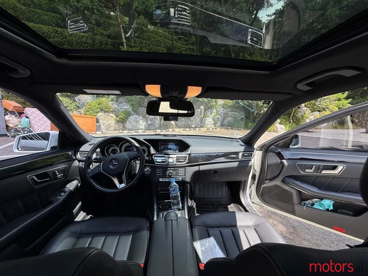 2015' Mercedes-Benz E 220 photo #3