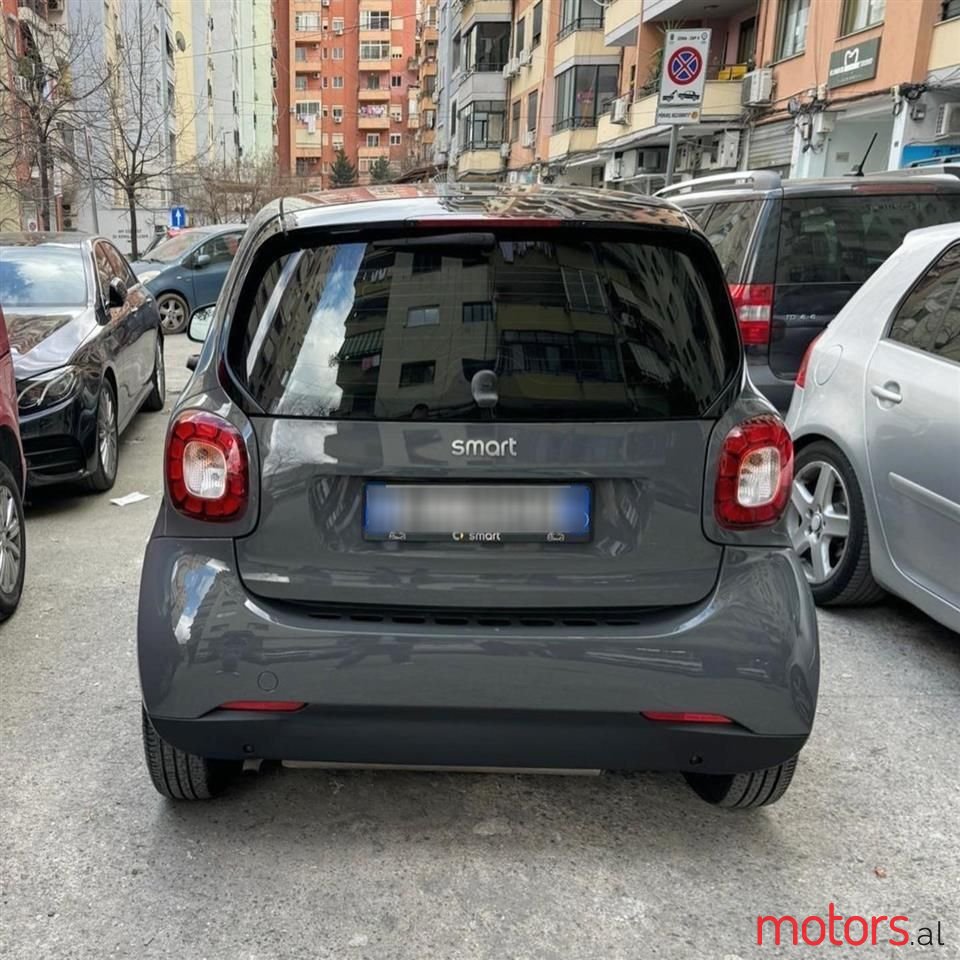 2017' Smart Fortwo photo #2