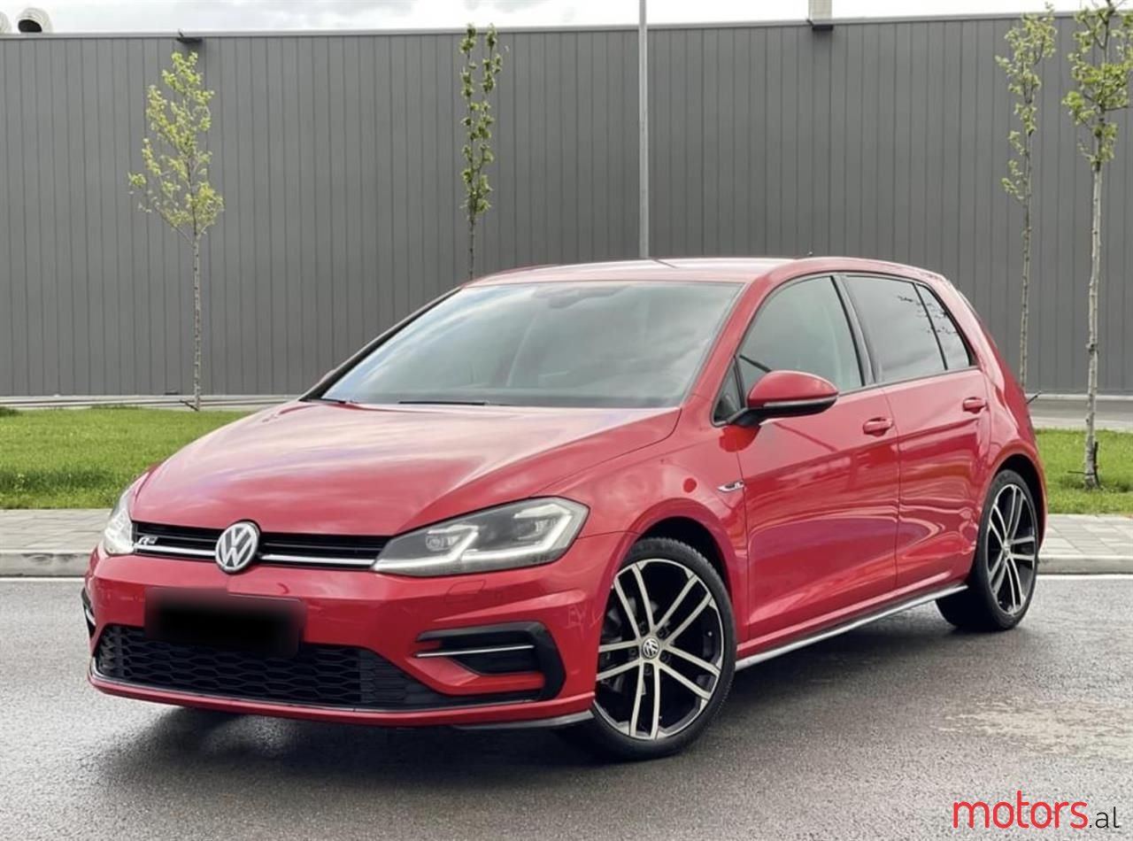 2018' Volkswagen Golf photo #1