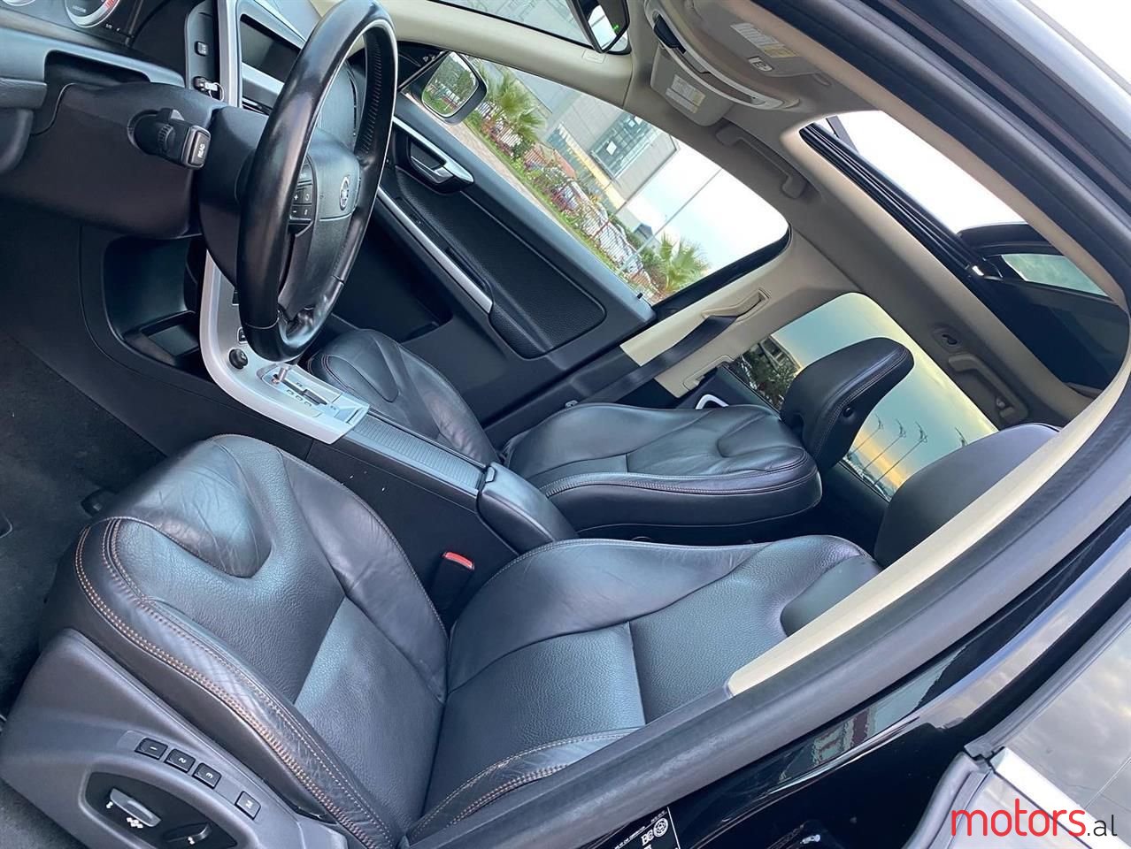 2010' Volvo Xc 60 photo #6