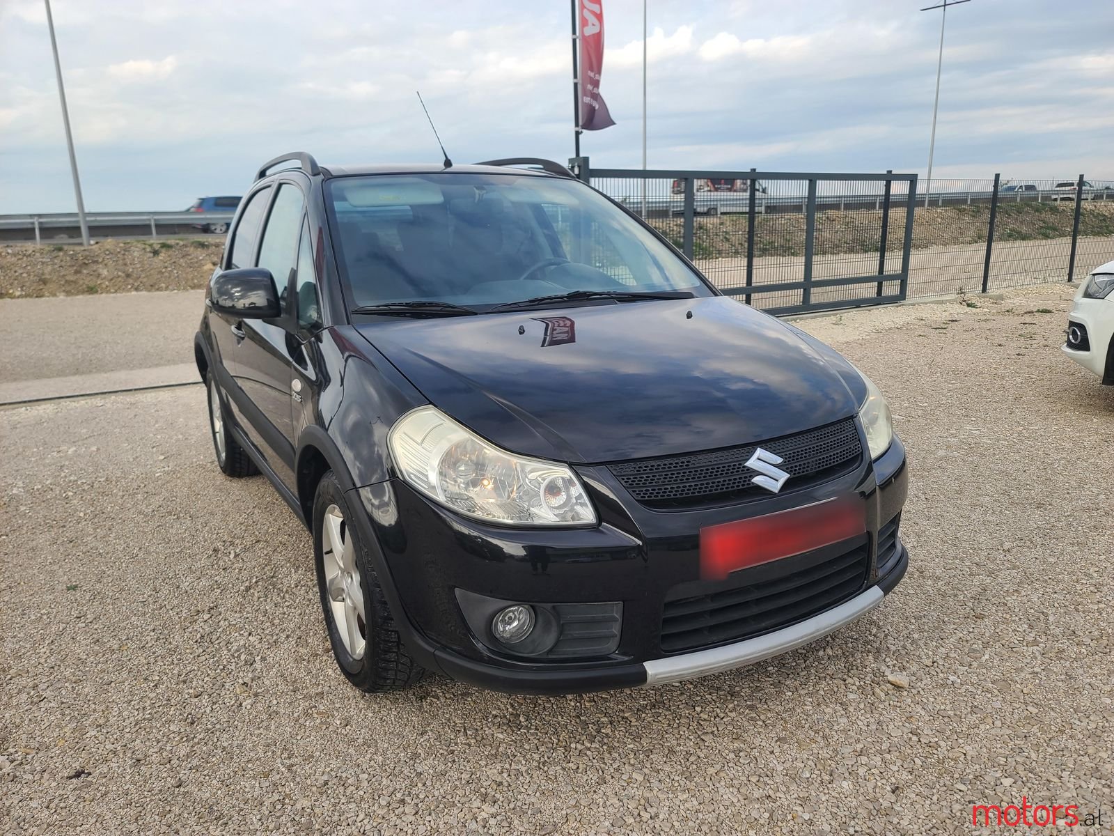 2010' Suzuki SX4 photo #4