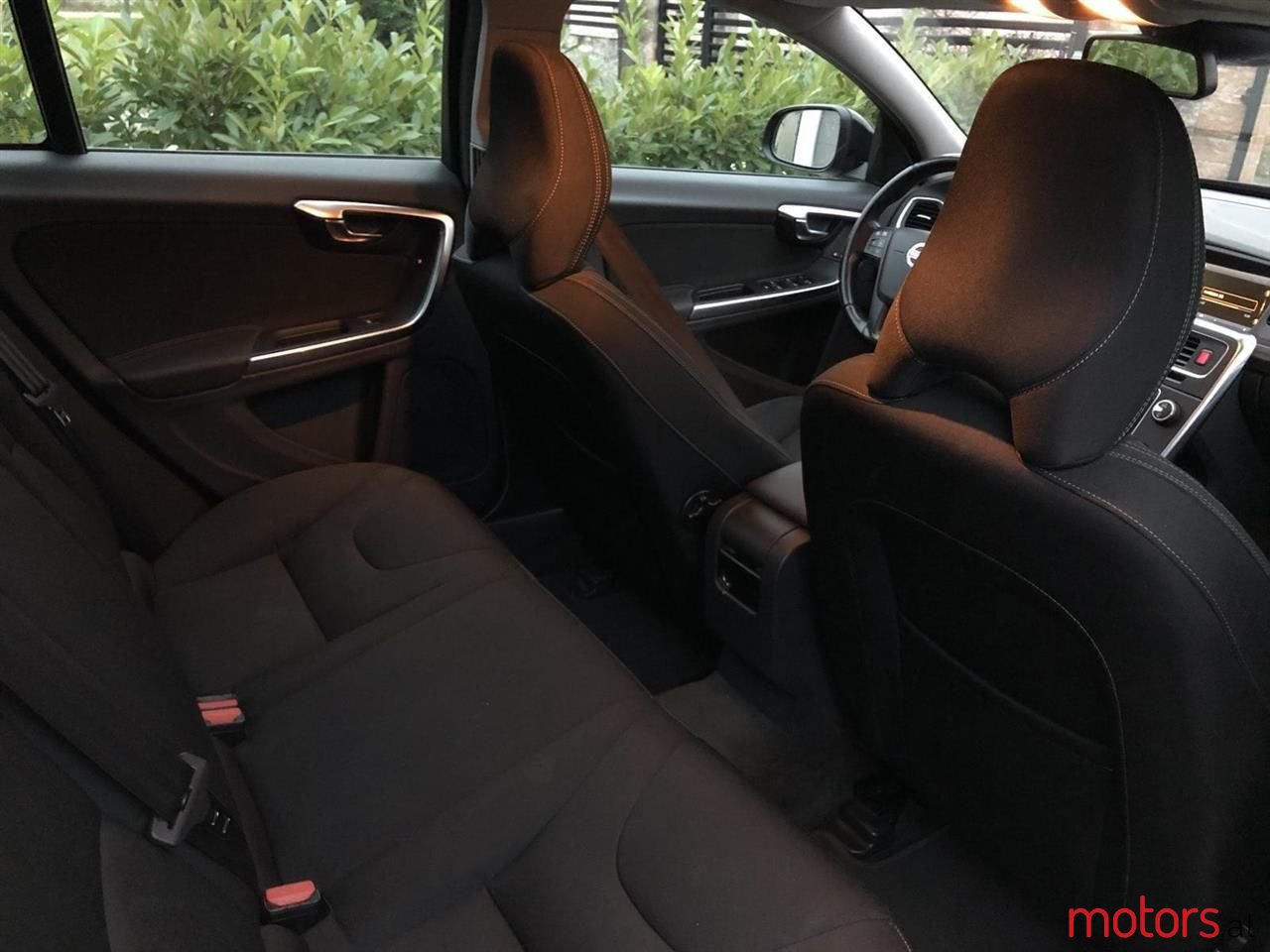 2014' Volvo V60 photo #5