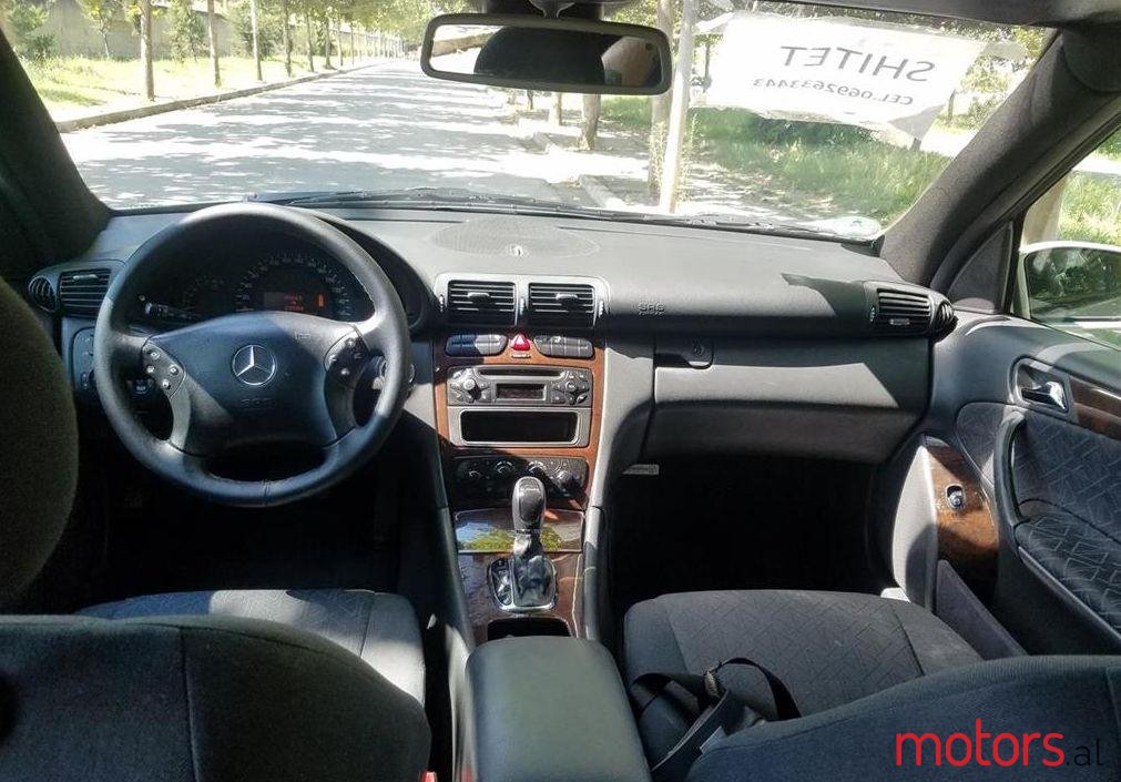 2001' Mercedes-Benz C 200 photo #2