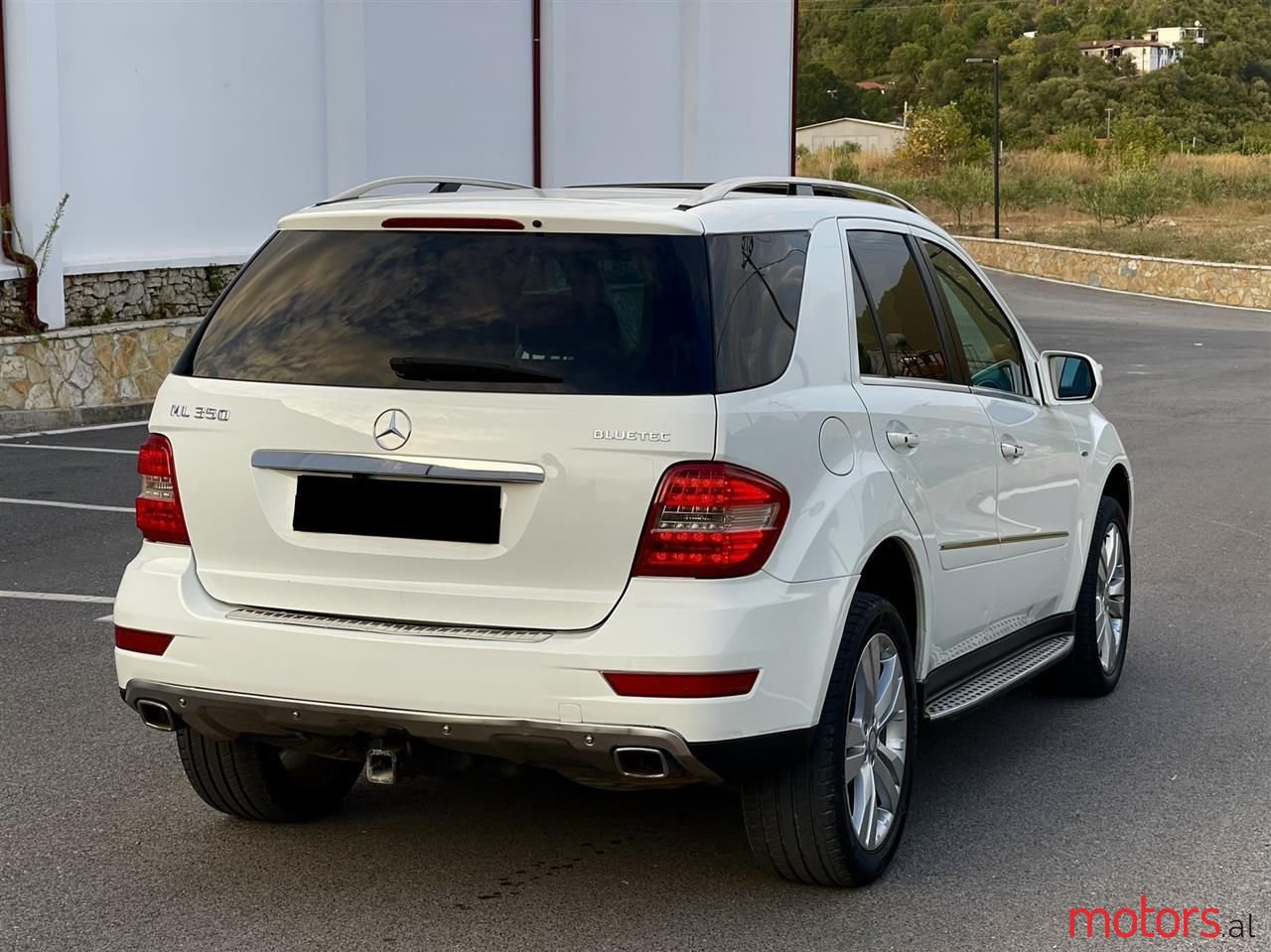 2011' Mercedes-Benz ML 350 photo #1